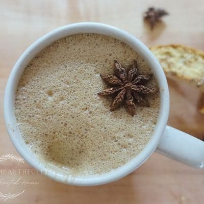 This gingerbread latte is healthy, delicious and the perfect winter coffee recipe!
