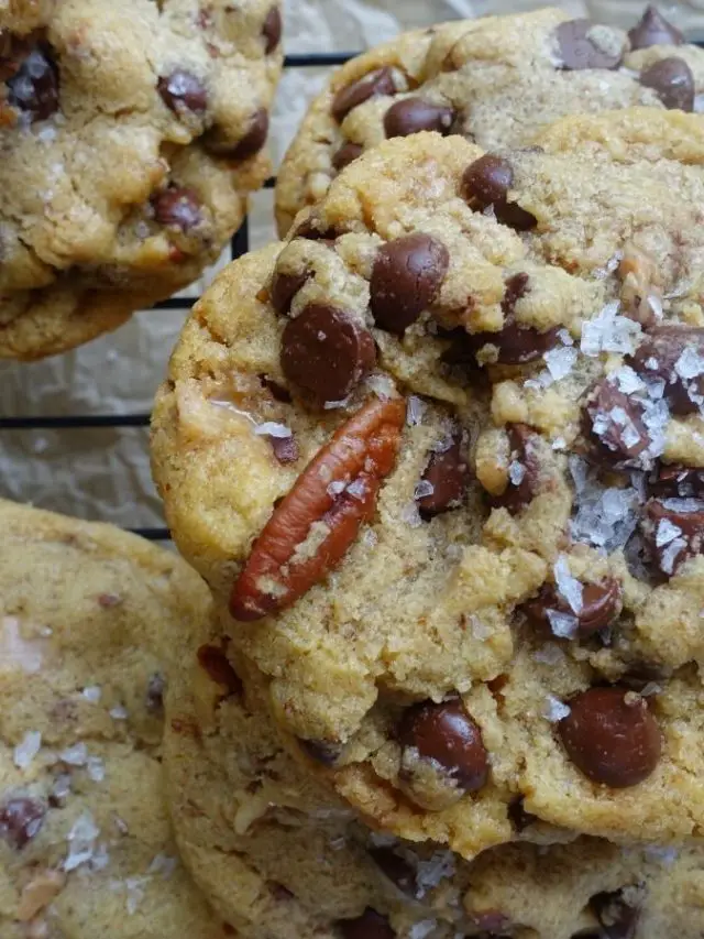 cropped-maple-chocolate-chip-cookies.jpg